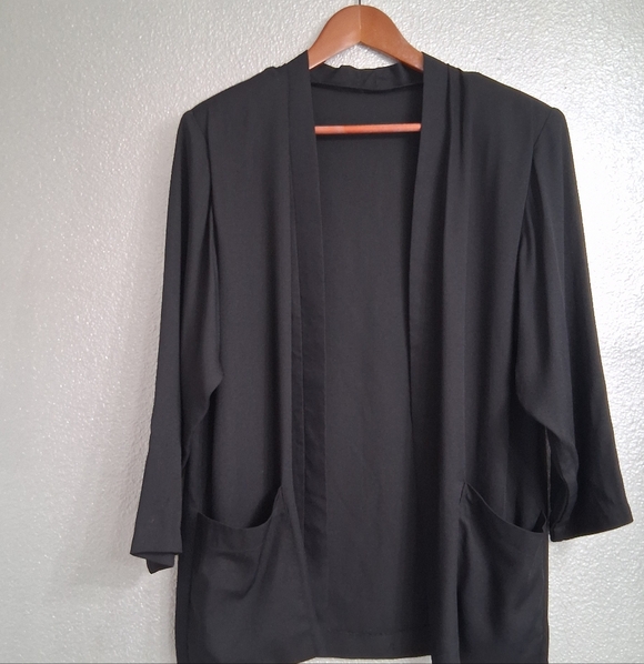 Women's Black Open Front Jacket - Picture 7 of 12